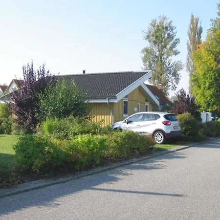 בית נופש Skandinavisches In Mirow